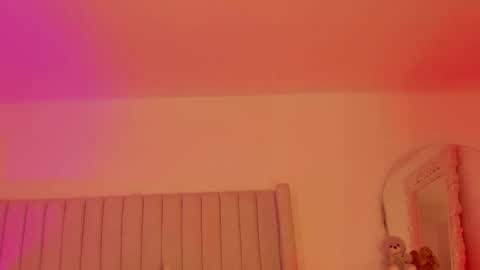 shelynna_azzul online show from February 14, 8:27 pm