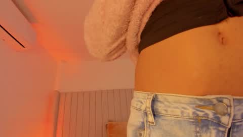 shelynna_azzul online show from March 27, 8:52 pm