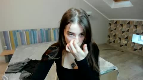 Snapshot of shelyymoon chatting on January 8, 10:48 am ShelyMoon online show from January 8, 10:48 am