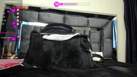  anyela7773 online show from February 25, 8:25 am