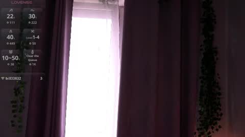 Snapshot of sheragroepper chatting on June 16, 7:44 am Mira online show from June 16, 7:44 am