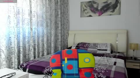 Miky online show from January 18, 1:08 pm