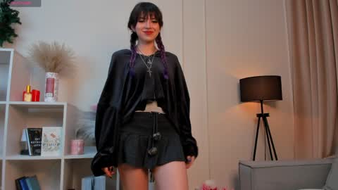 Diana online show from April 7, 9:37 pm