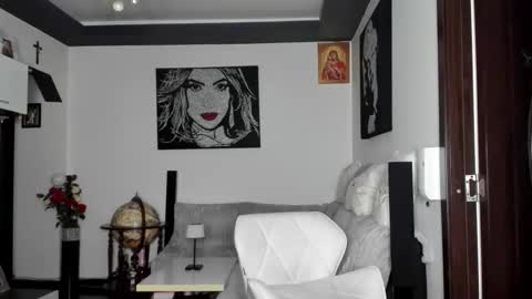 Edaline online show from October 23, 4:17 pm