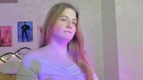 Snapshot of sherritate chatting on December 20, 1:23 am Sherri online show from December 20, 1:23 am