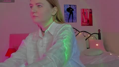 Snapshot of sherritate chatting on January 6, 1:31 am Sherri online show from January 6, 1:31 am