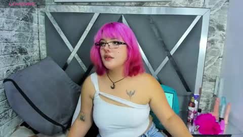 Snapshot of sherry_boomm chatting on April 12, 9:20 pm sherry_boomm online show from April 12, 9:20 pm