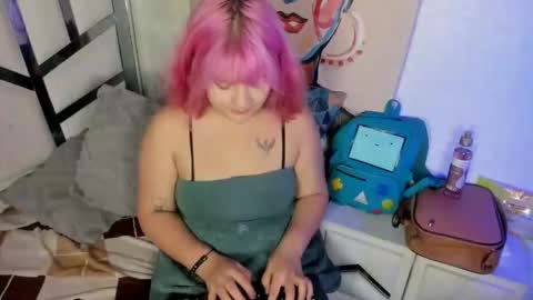 Snapshot of sherry_boomm chatting on April 15, 9:26 pm sherry_boomm online show from April 15, 9:26 pm