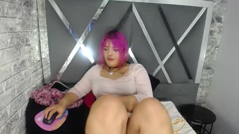 Snapshot of sherry_boomm chatting on May 16, 9:35 pm sherry_boomm online show from May 16, 9:35 pm