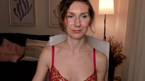 shesleepsnaked online show from January 17, 10:45 pm