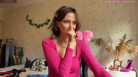Snapshot of sheslike_firstlove chatting on May 14, 1:40 pm Vanessa online show from May 14, 1:40 pm