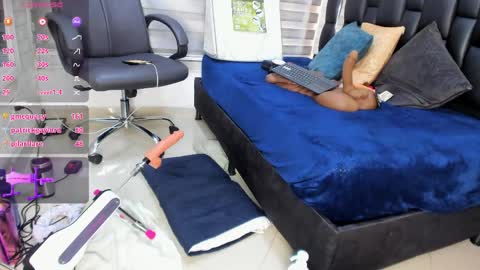 sheyla__ebony online show from May 8, 11:37 am