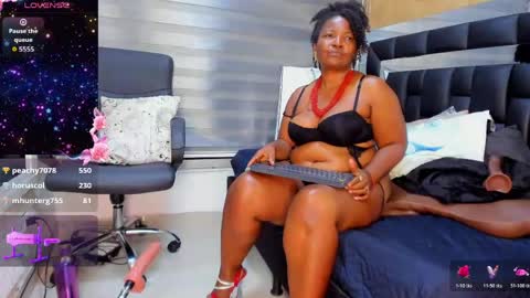 sheyla__ebony online show from May 22, 1:13 am