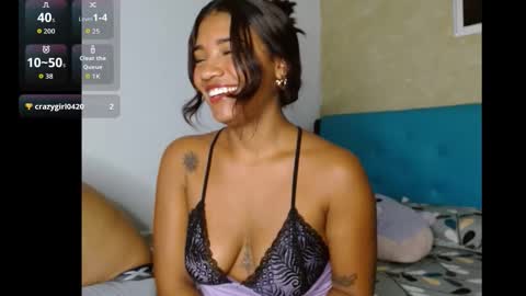 Sheyla and Criss online show from March 29, 2:11 am