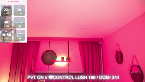 Snapshot of sheyla_hills_ chatting on January 21, 4:21 am Sheyla online show from January 21, 4:21 am