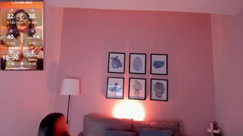 Sheyla online show from December 4, 4:00 am