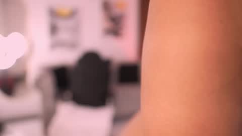 Snapshot of sheylabakerr chatting on October 15, 10:59 am Sheyla Bakerr online show from October 15, 10:59 am