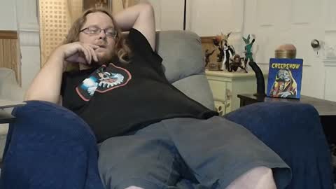 Snapshot of shifty885 chatting on June 14, 1:36 am shifty885 online show from June 14, 1:36 am