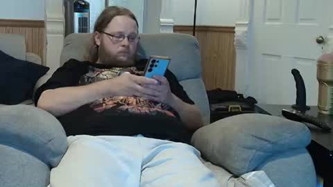 Snapshot of shifty885 chatting on July 3, 6:25 pm shifty885 online show from July 3, 6:25 pm