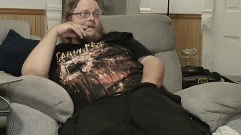 Snapshot of shifty885 chatting on July 12, 1:51 am shifty885 online show from July 12, 1:51 am