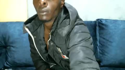 Snapshot of shikwekwe chatting on December 1, 11:47 pm Collorewamadeals online show from December 1, 11:47 pm