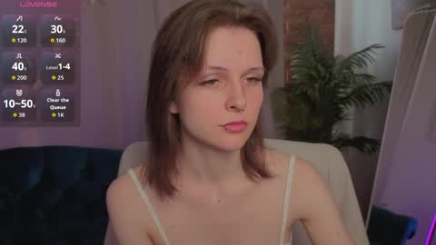 Vivi online show from June 7, 1:15 pm
