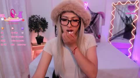 shinedark_tay online show from October 17, 2:59 am