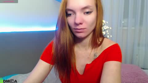 Snapshot of shinelikea_diamond chatting on December 30, 5:44 pm Alexis online show from December 30, 5:44 pm