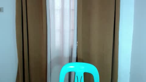 Snapshot of shiningkimmyrotme chatting on February 23, 5:38 am Hot Jessie online show from February 23, 5:38 am