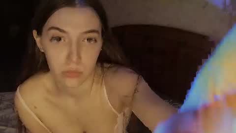 shiraha___rafieru online show from October 20, 6:52 pm