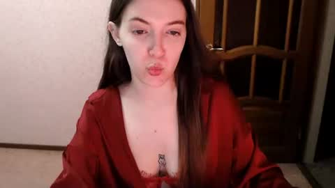 shiraha___rafieru online show from May 3, 7:42 pm