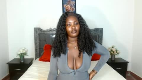 Snapshot of shiratie chatting on June 14, 2:24 am Shirat online show from June 14, 2:24 am