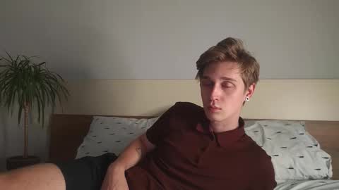 Snapshot of shirizo chatting on October 20, 8:53 pm Matthew online show from October 20, 8:53 pm