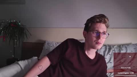 Snapshot of shirizo chatting on January 12, 9:42 pm Matthew online show from January 12, 9:42 pm