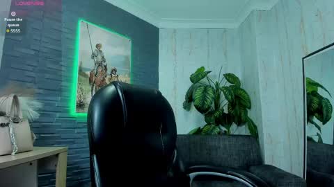 shirley_taylor_ online show from May 13, 11:40 am