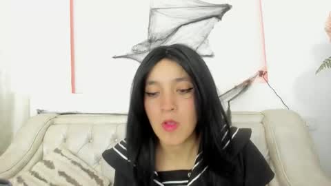 Snapshot of shiroo1 chatting on October 27, 7:40 pm shiroo1 online show from October 27, 7:40 pm