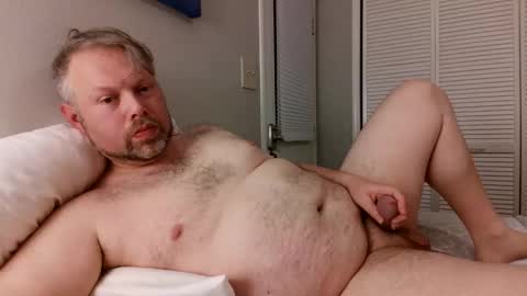 Snapshot of shofixtie chatting on February 28, 4:02 am Shofixtie online show from February 28, 4:02 am