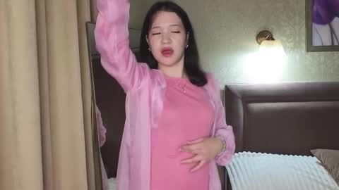 Lana online show from November 4, 5:23 pm