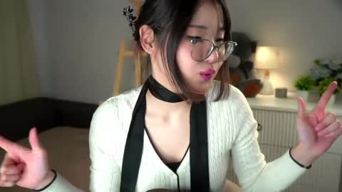 Naomi online show from March 26, 11:05 am