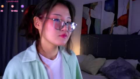 Naomi online show from May 5, 11:51 am