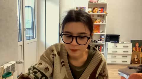 Marie online show from February 8, 12:08 pm