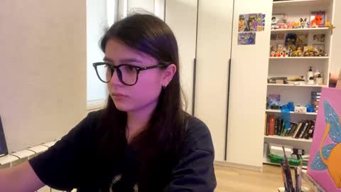 Marie online show from May 9, 2:22 pm