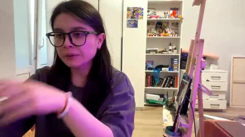 Marie online show from May 15, 3:30 pm