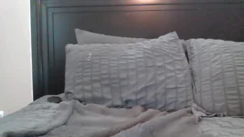 Snapshot of shootbignutts chatting on March 25, 7:09 pm RomeBBC online show from March 25, 7:09 pm