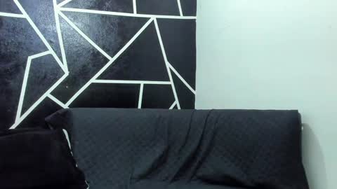 Snapshot of shooter_boy_ chatting on January 15, 2:17 am Shooter online show from January 15, 2:17 am