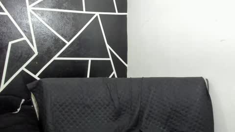 Snapshot of shooter_boy_ chatting on January 29, 2:19 am Shooter online show from January 29, 2:19 am