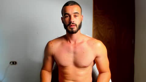 Snapshot of shooter_boy_ chatting on September 16, 4:13 am Shooter online show from September 16, 4:13 am