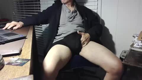 nikolas send dm for an appointment online show from November 3, 1:29 am