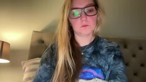 short sweetpea online show from December 6, 12:38 pm