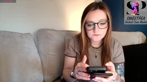 Snapshot of short_sweetpea chatting on February 23, 2:25 pm short sweetpea online show from February 23, 2:25 pm